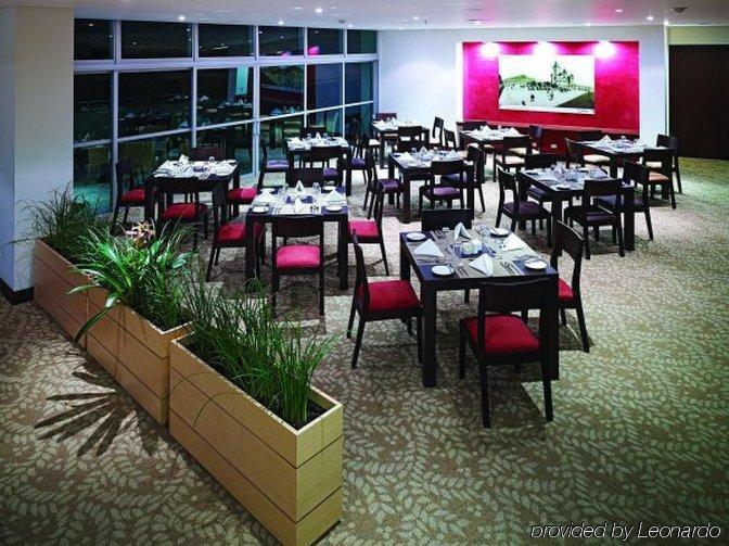 Estelar Apartamentos Medellín Restaurant foto